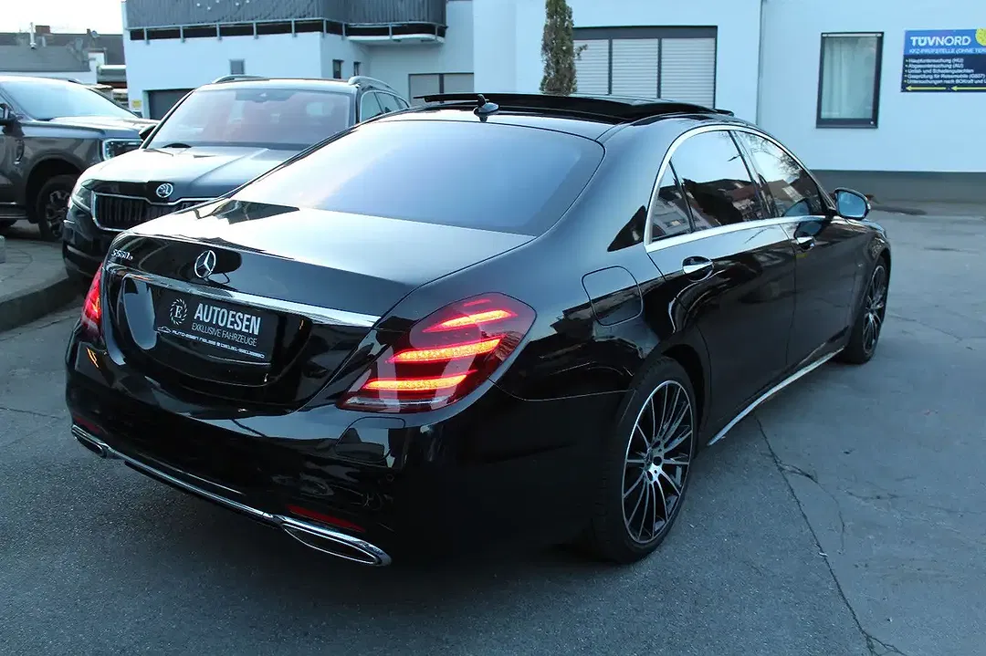 Mercedes-Benz S 560 - Thumbnail 10