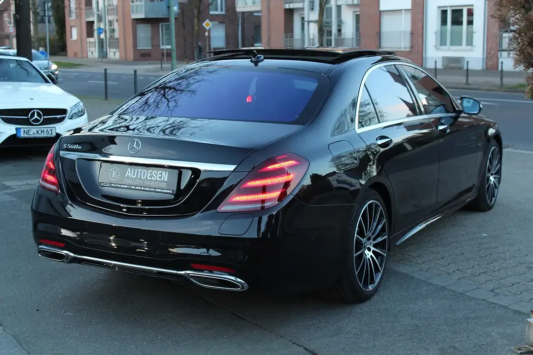 Mercedes-Benz S 560 - Thumbnail 4