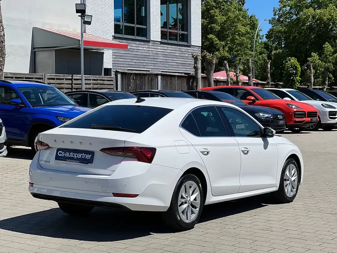 Skoda Octavia - Thumbnail 4