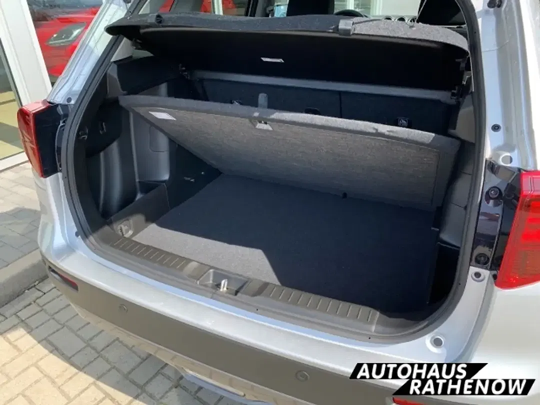 Suzuki Vitara - Thumbnail 10
