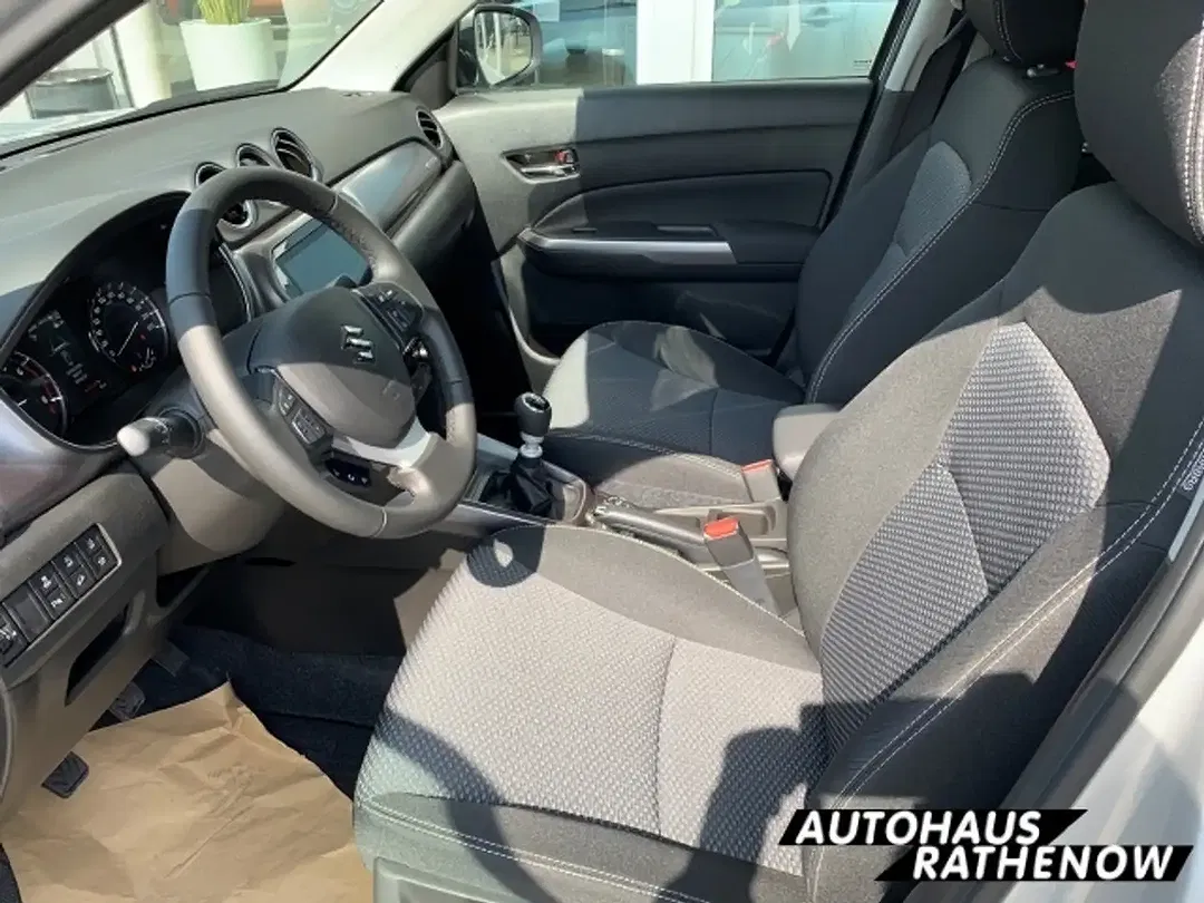 Suzuki Vitara - Thumbnail 12