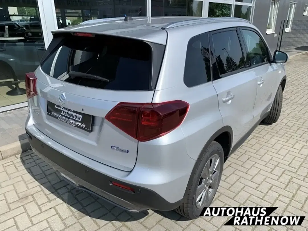 Suzuki Vitara - Thumbnail 5