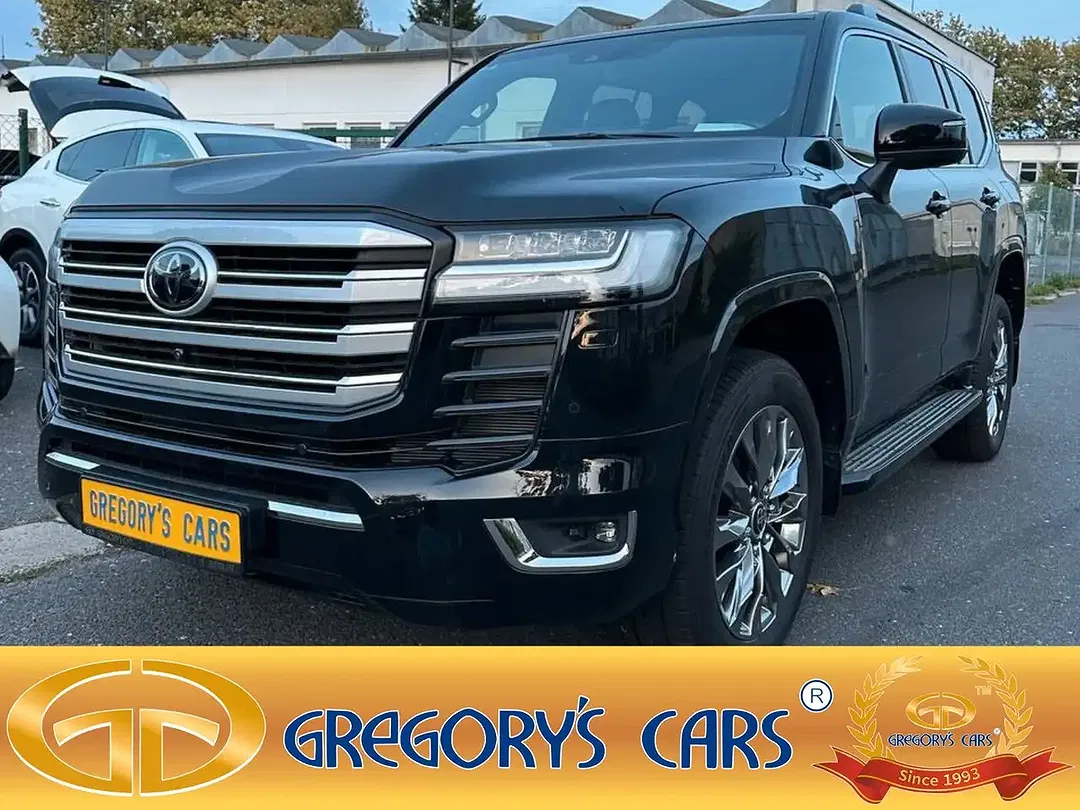 Toyota Land Cruiser - Thumbnail 1