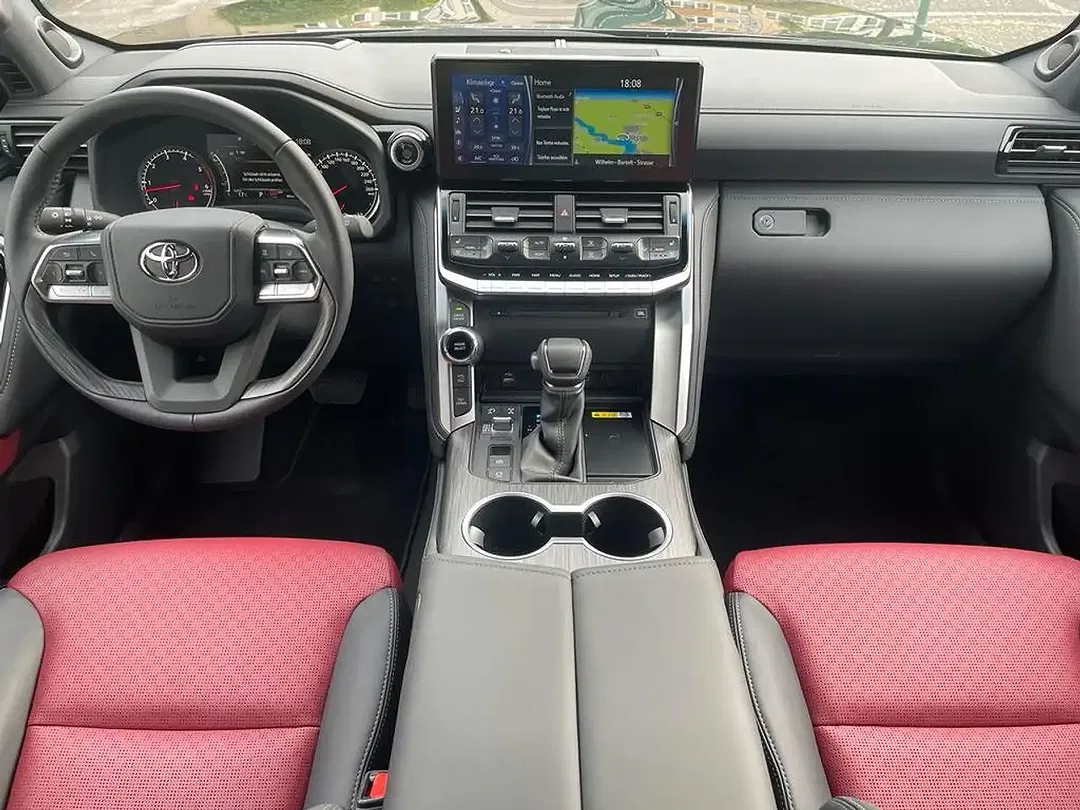 Toyota Land Cruiser - Thumbnail 14