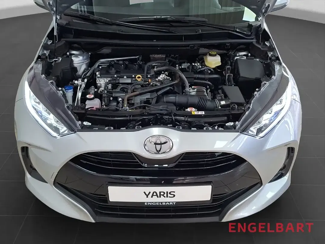 Toyota Yaris - Thumbnail 13