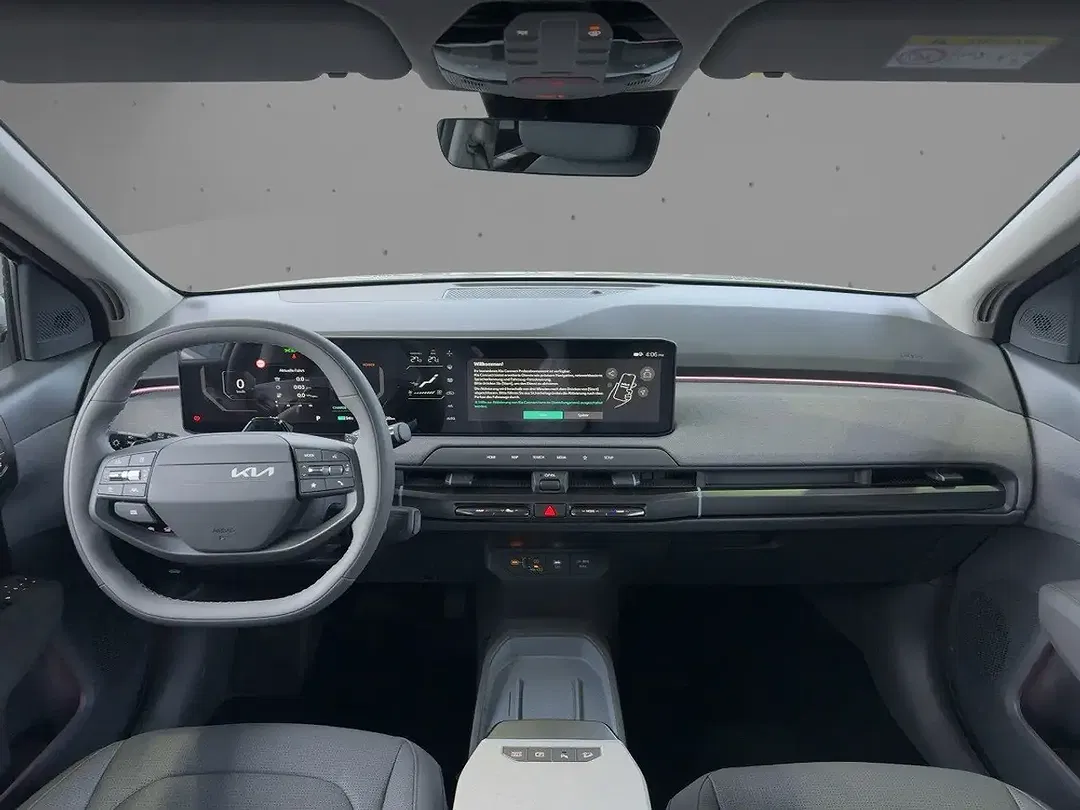 Kia EV3 - Thumbnail 10