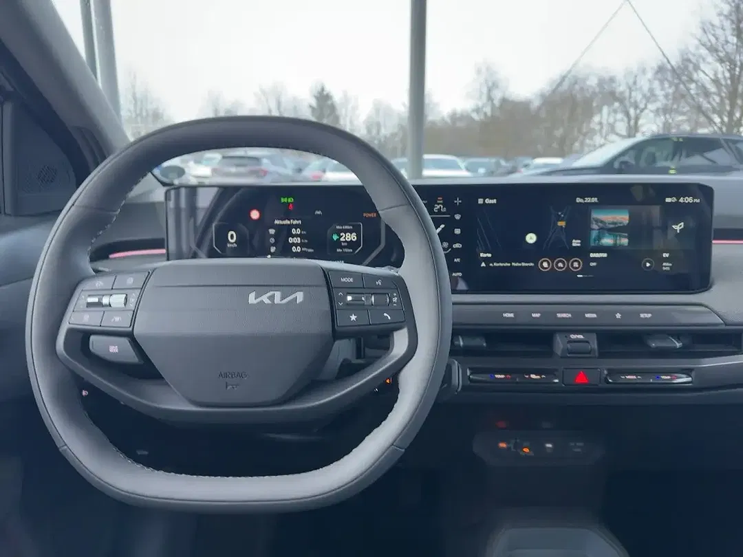 Kia EV3 - Thumbnail 11