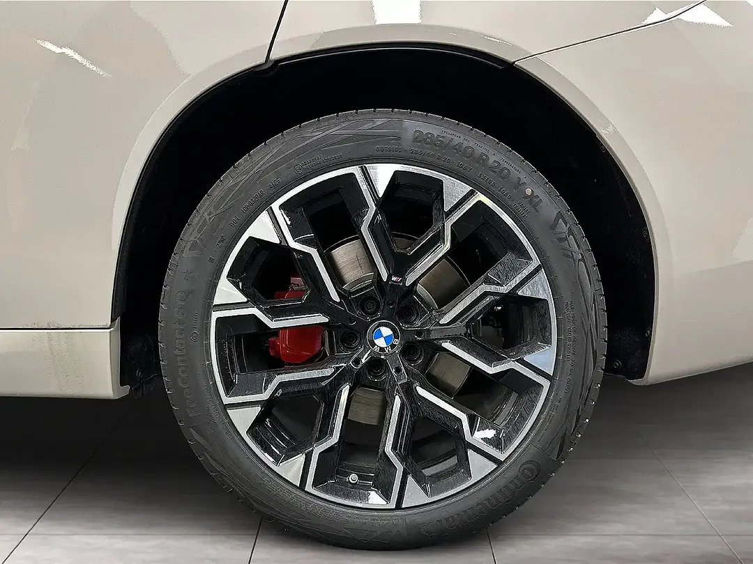 BMW X3 - Thumbnail 6