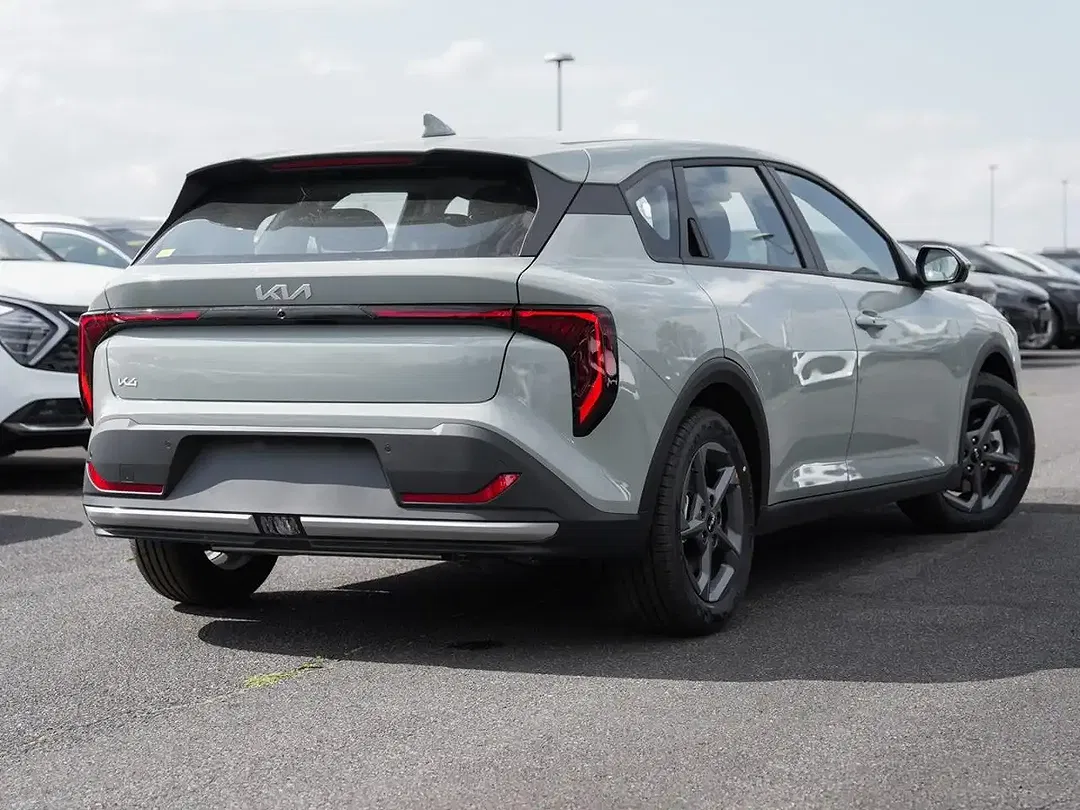 Kia K4 - Thumbnail 3