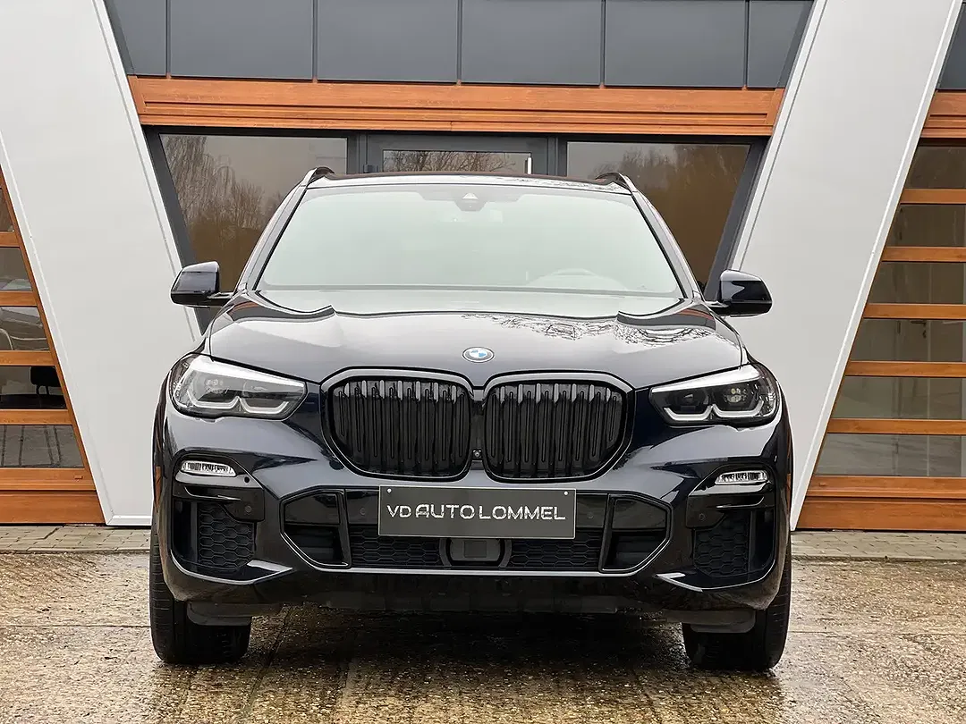 BMW X5 - Thumbnail 2