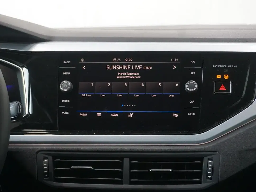 Volkswagen Polo - Thumbnail 13