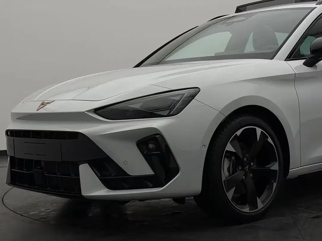 CUPRA Leon - Thumbnail 14