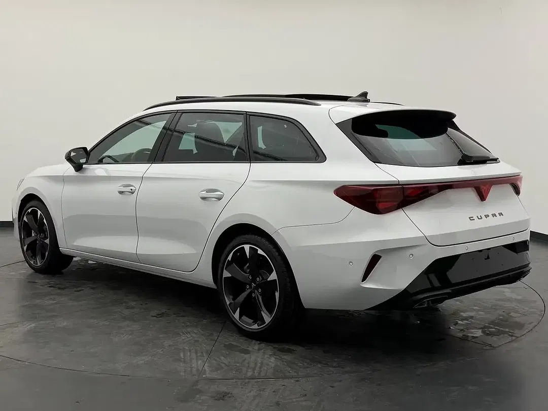 CUPRA Leon - Thumbnail 8
