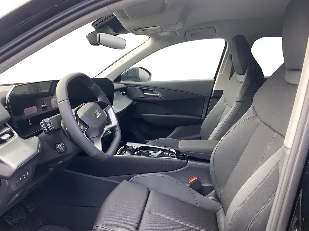 Audi Q3 - Thumbnail 10
