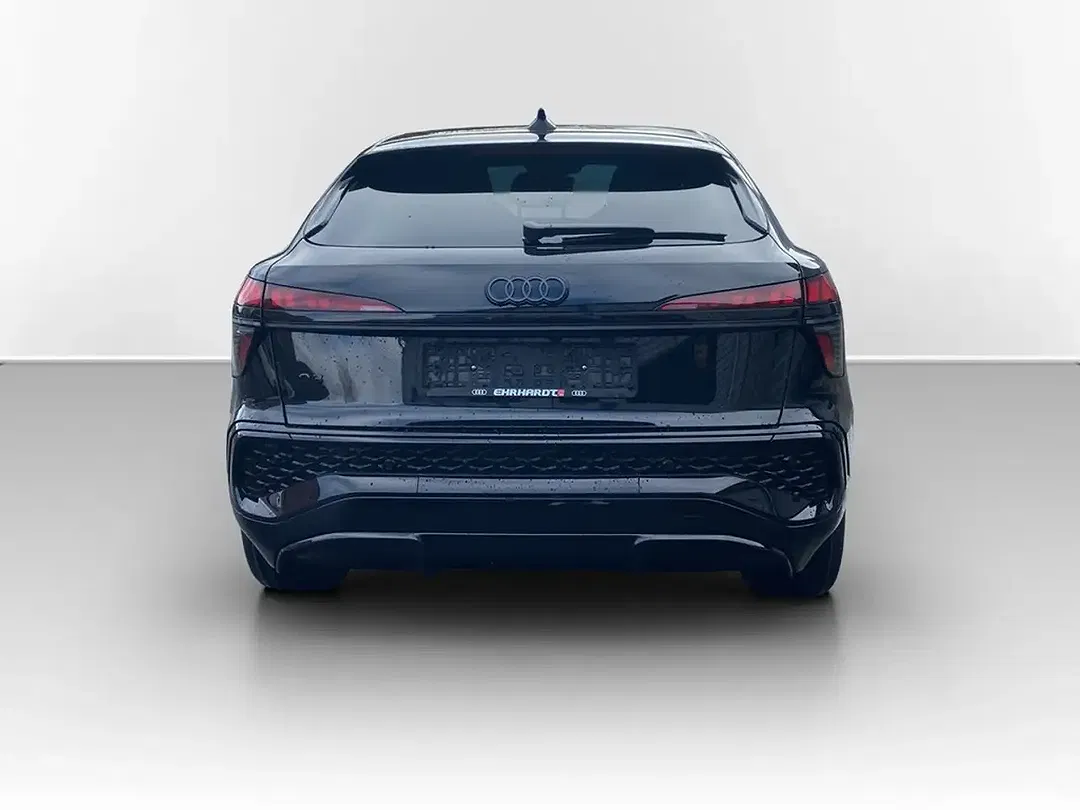 Audi Q3 - Thumbnail 5