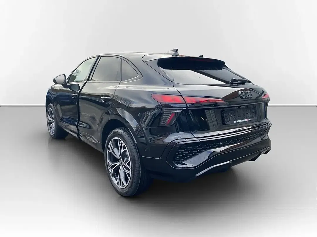 Audi Q3 - Thumbnail 6