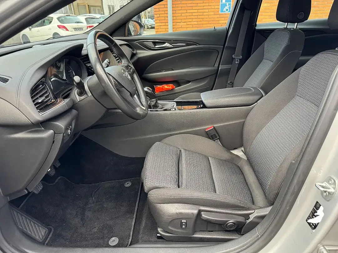 Opel Insignia - Thumbnail 15