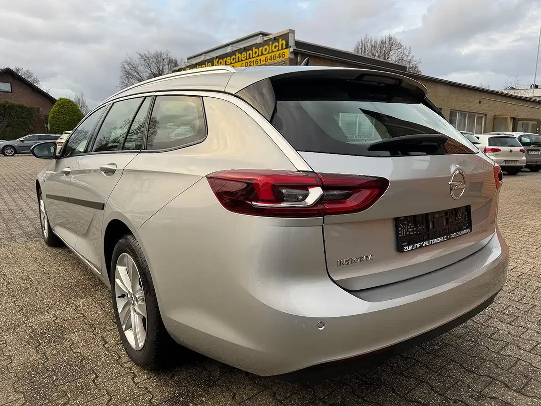 Opel Insignia - Thumbnail 4