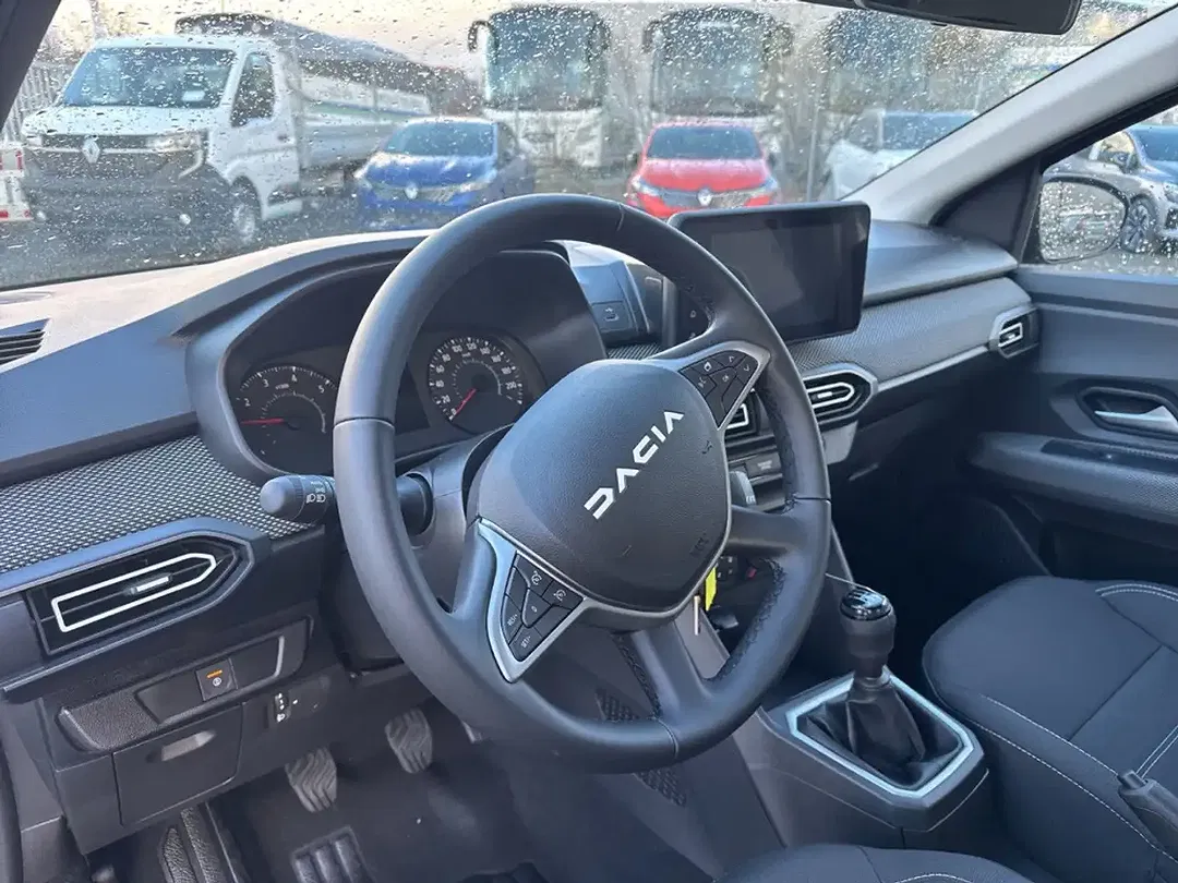 Dacia Sandero - Thumbnail 10
