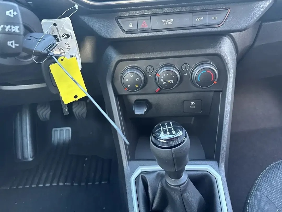 Dacia Sandero - Thumbnail 8