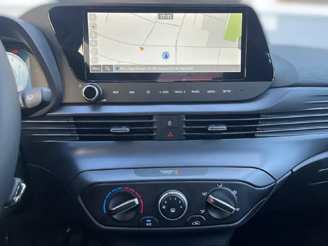 Hyundai i20 - Thumbnail 9