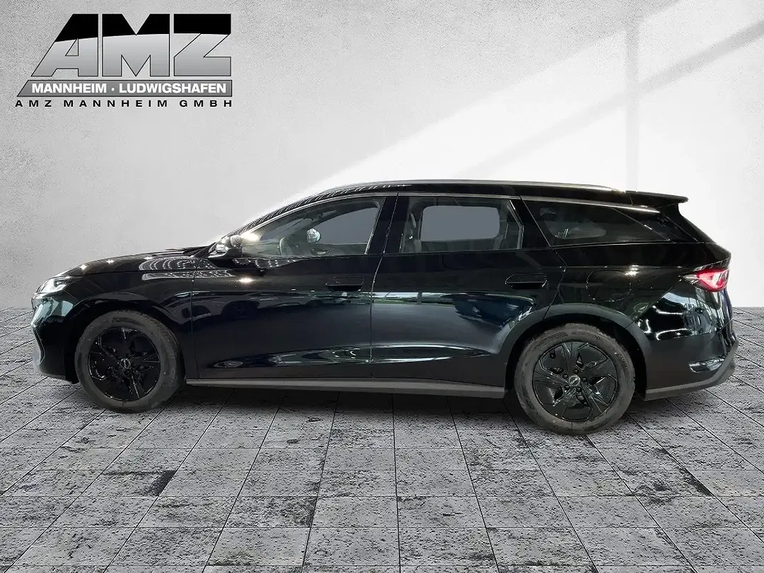 BYD Seal 6 - Thumbnail 3