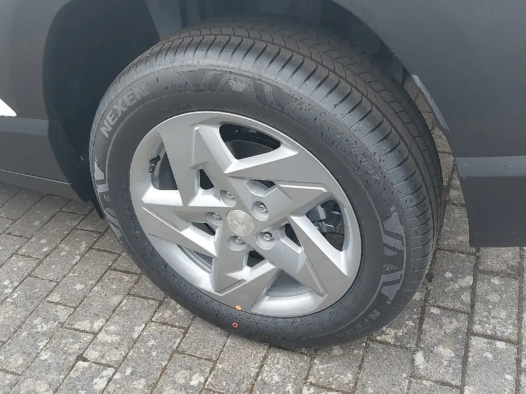 Hyundai KONA - Thumbnail 5