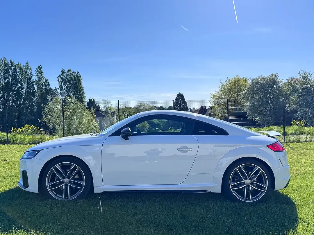 Audi TT - Thumbnail 2