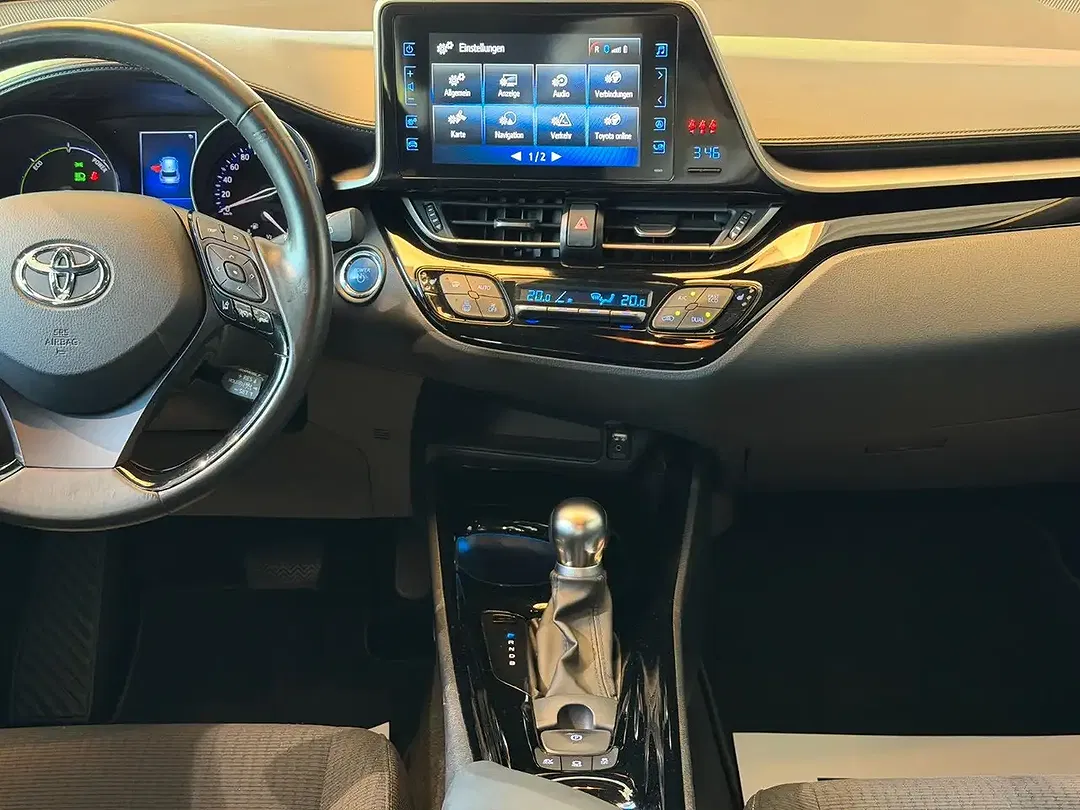 Toyota C-HR - Thumbnail 14
