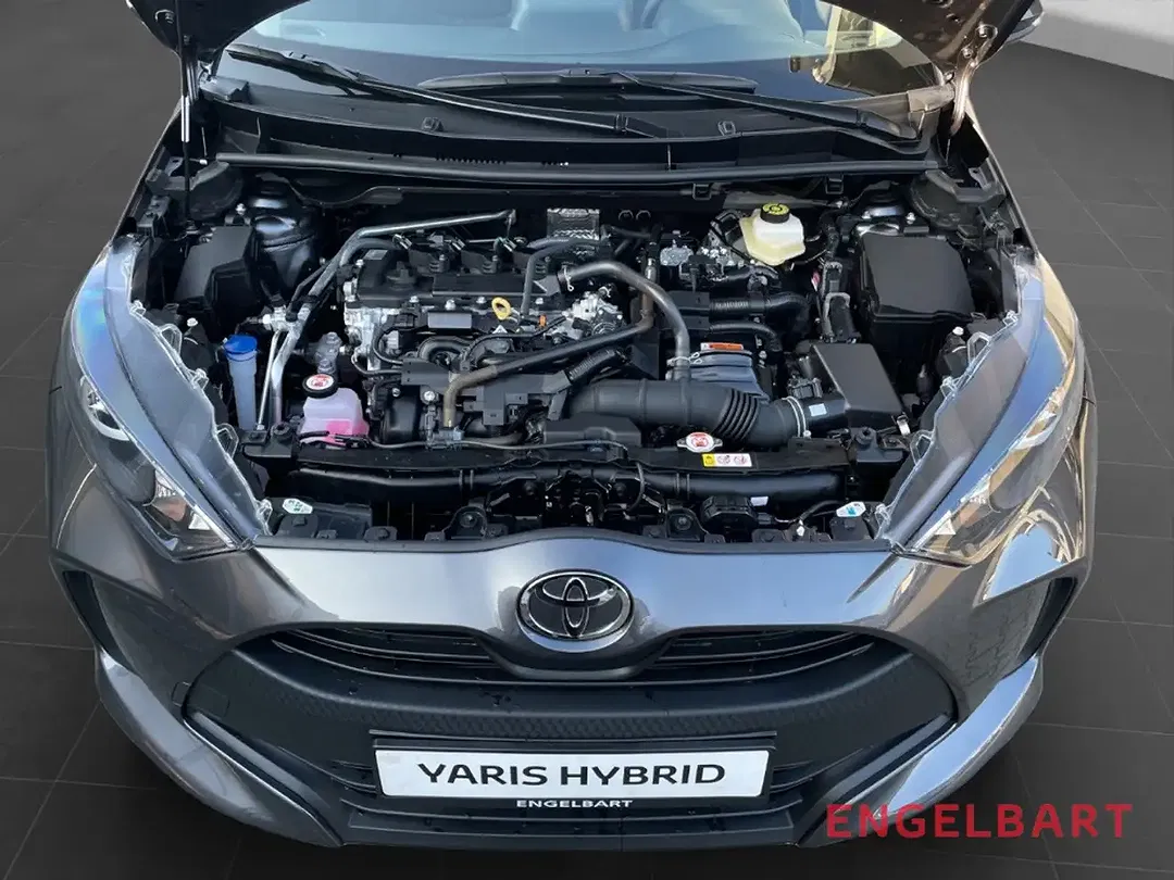 Toyota Yaris - Thumbnail 13