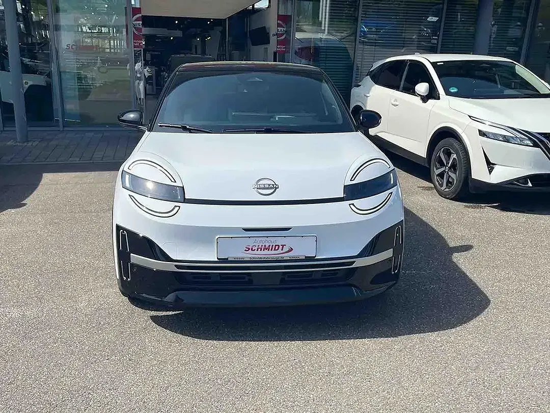 Nissan Micra - Thumbnail 6