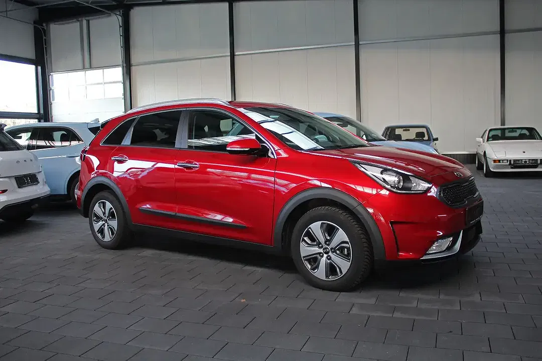 Kia Niro - Thumbnail 3