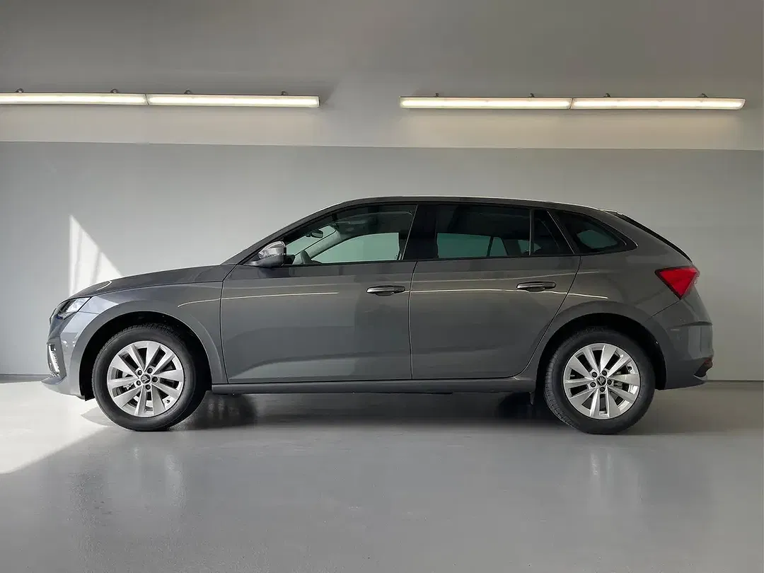 Skoda Scala - Thumbnail 3