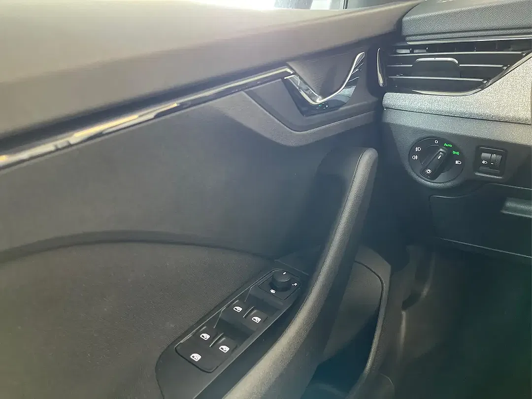 Skoda Scala - Thumbnail 9