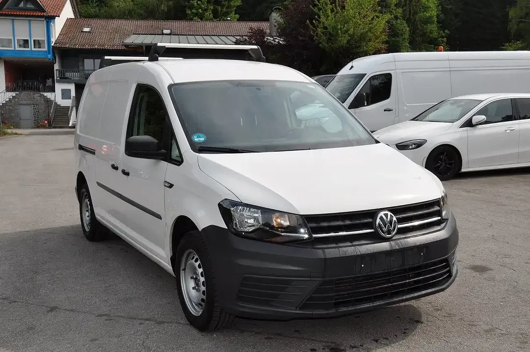 Volkswagen Caddy - Thumbnail 3