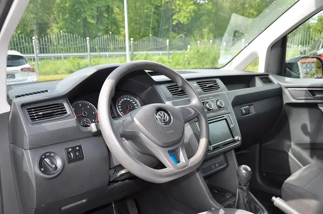 Volkswagen Caddy - Thumbnail 8