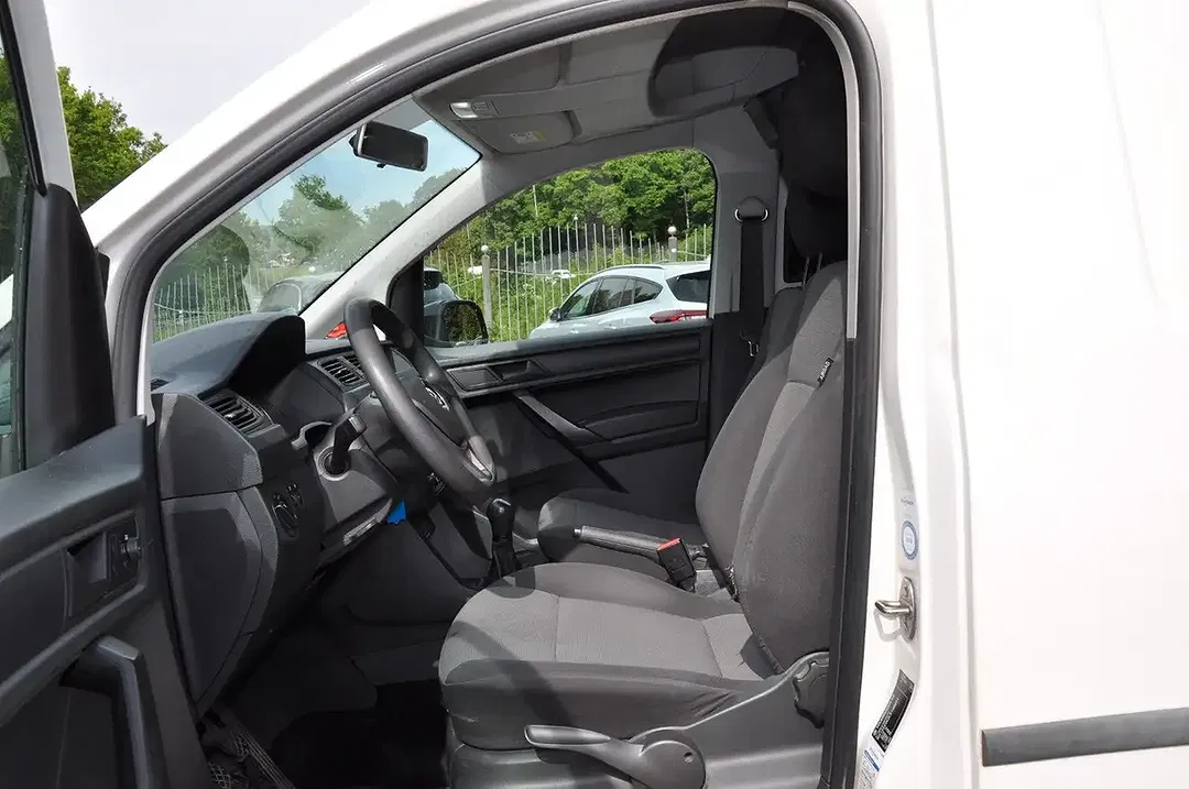Volkswagen Caddy - Thumbnail 9