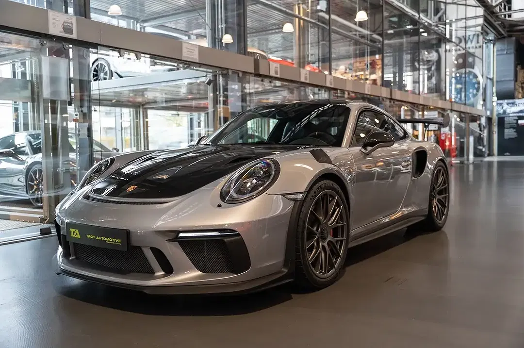 Porsche 991 - Thumbnail 2