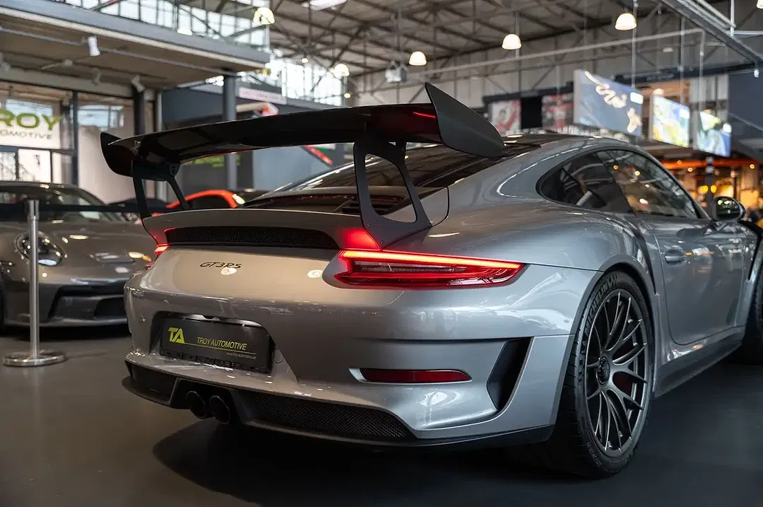 Porsche 991 - Thumbnail 5