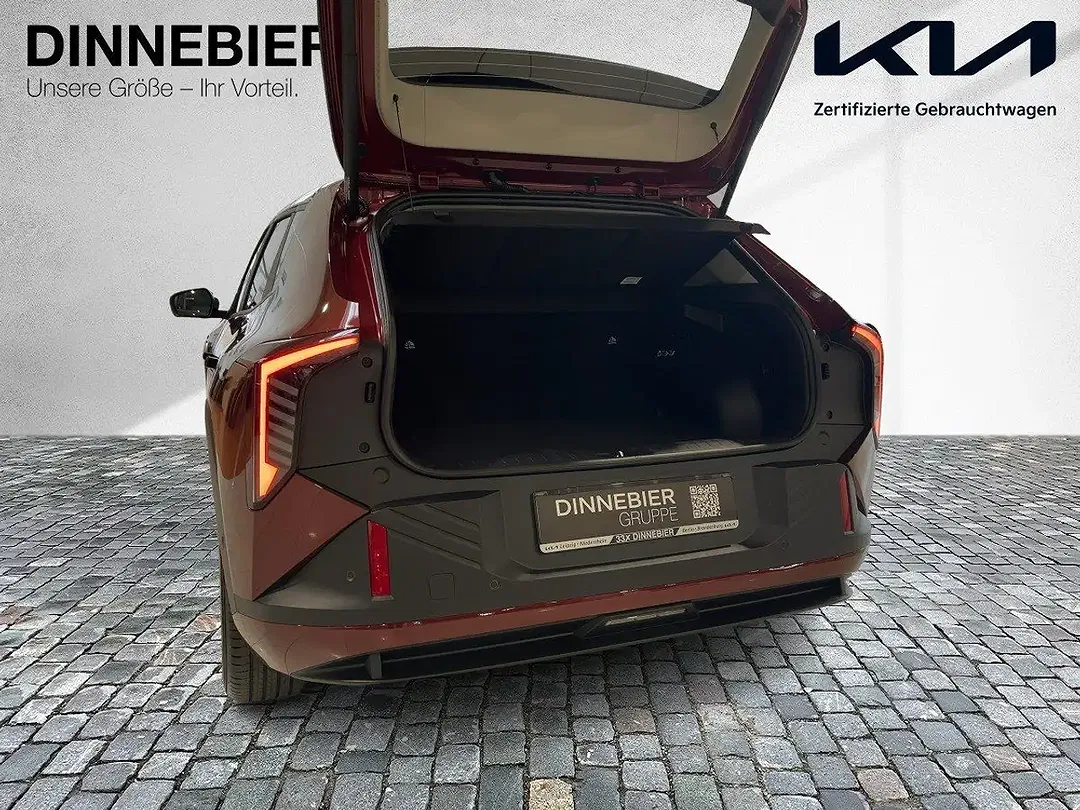 Kia EV4 - Thumbnail 6