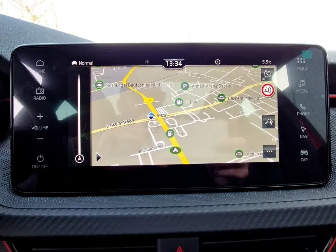 Skoda Kamiq - Thumbnail 11