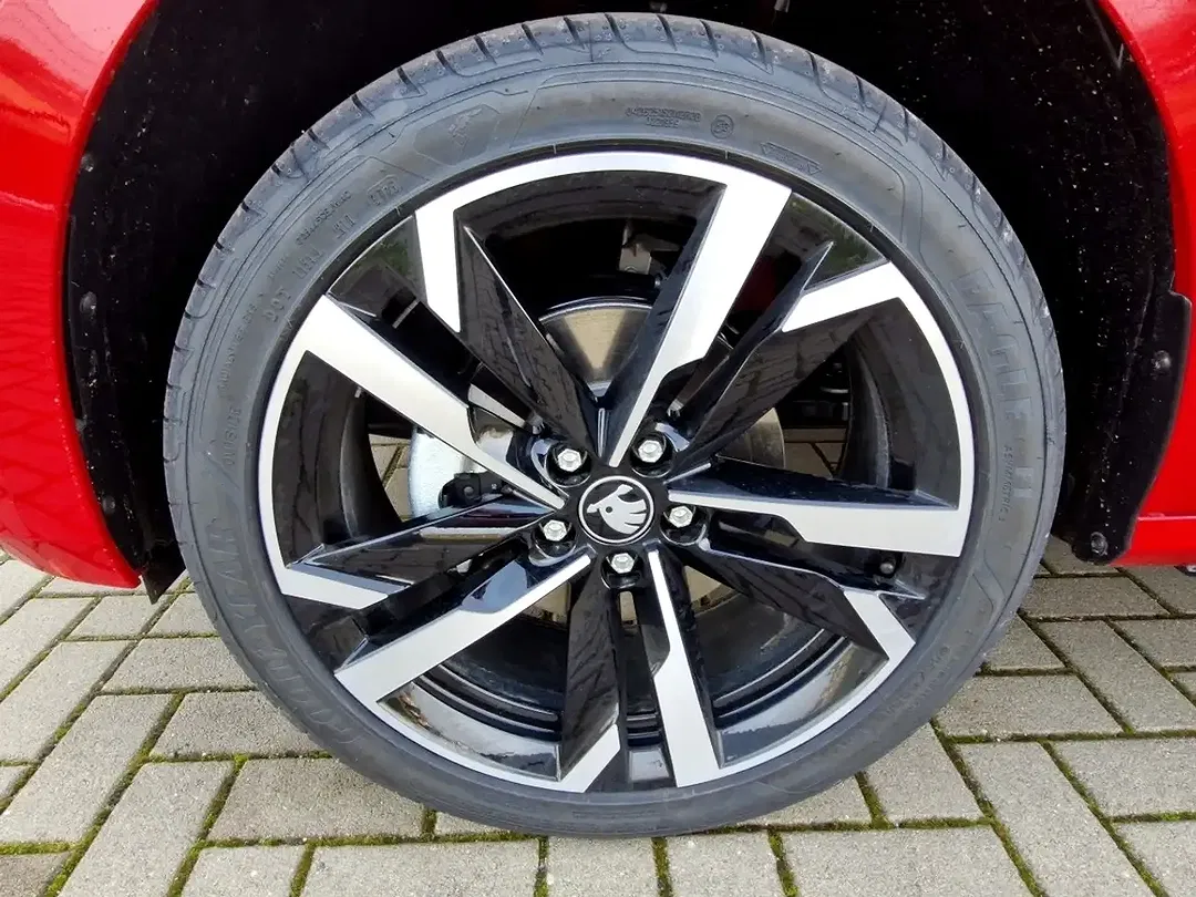 Skoda Kamiq - Thumbnail 14