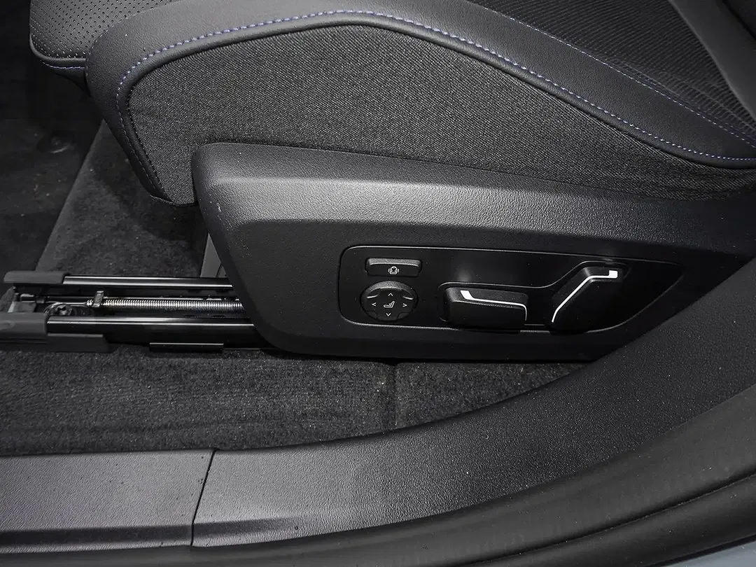 BMW X3 - Thumbnail 13