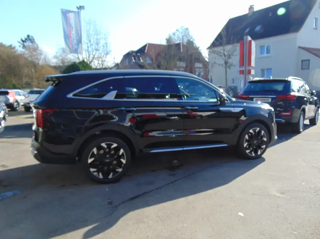 Kia Sorento - Thumbnail 5