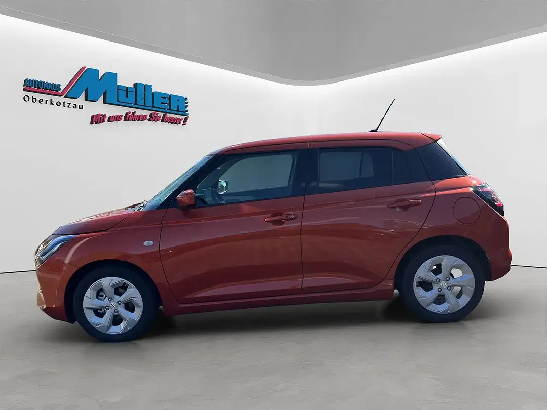 Suzuki Swift - Thumbnail 3