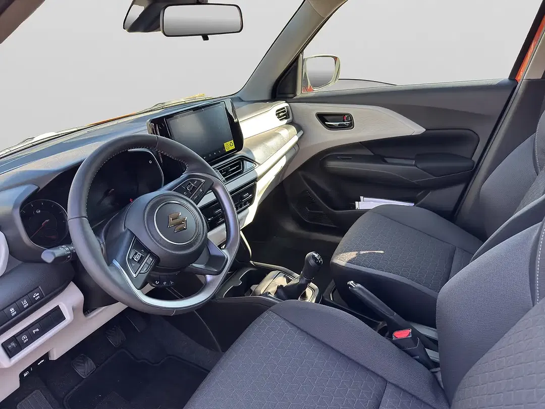 Suzuki Swift - Thumbnail 9