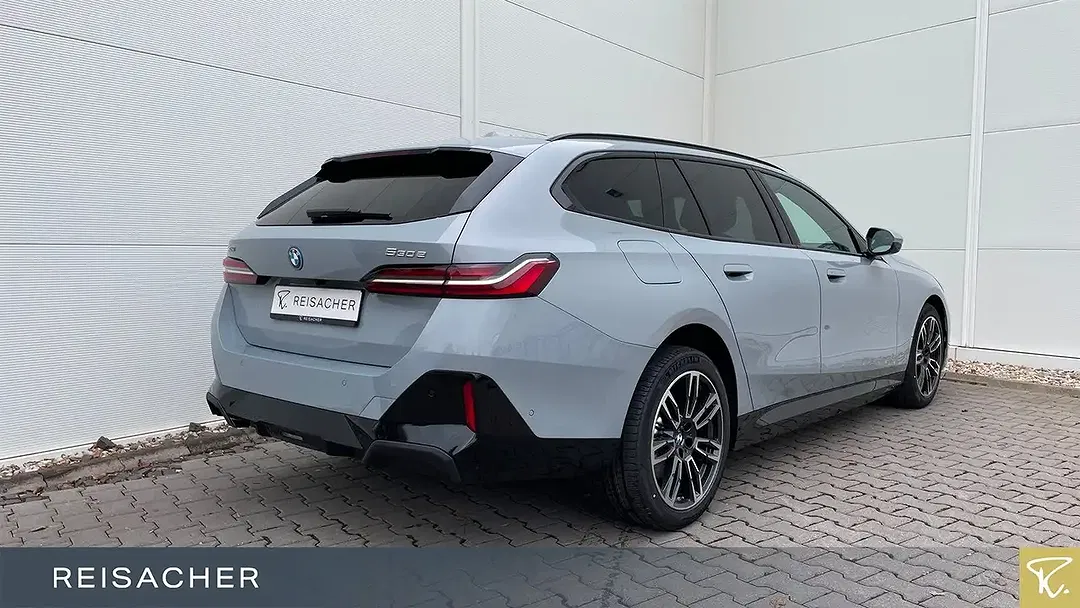 BMW 530 - Thumbnail 2