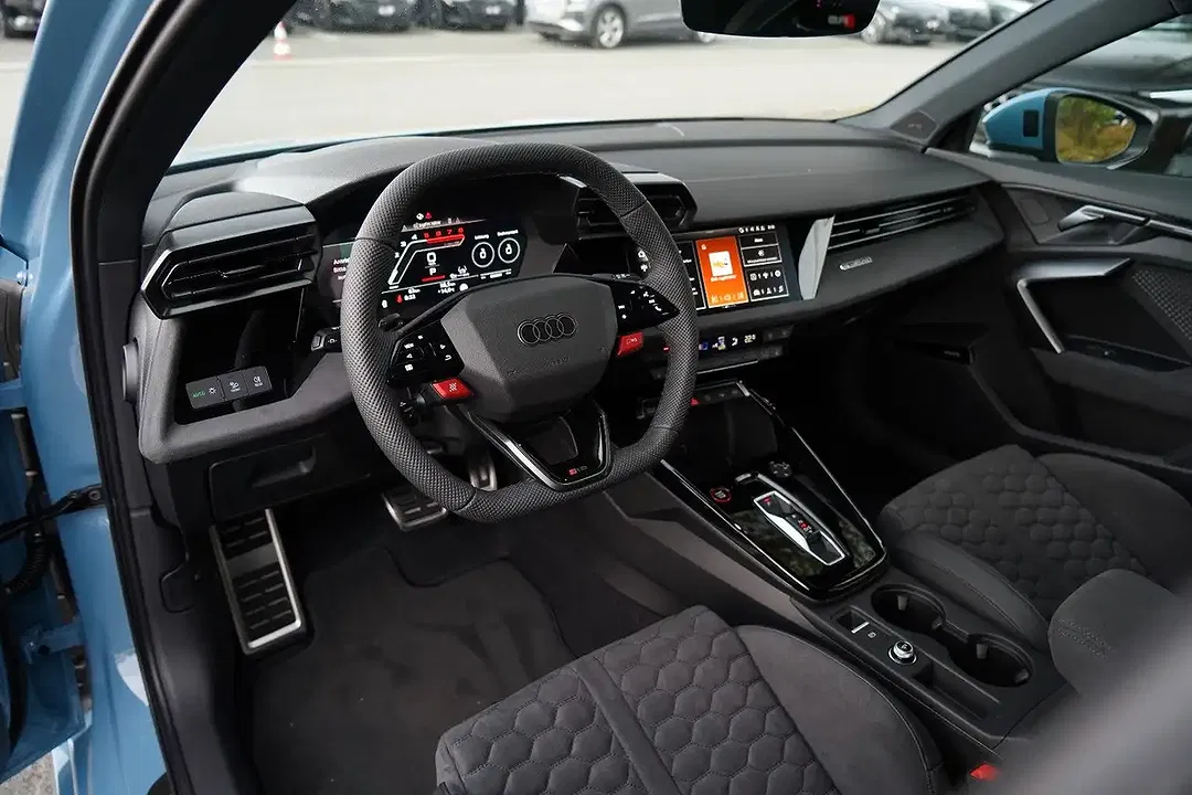 Audi RS3 - Thumbnail 11