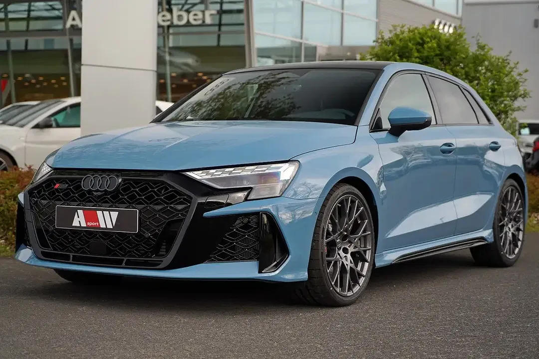 Audi RS3 - Thumbnail 2