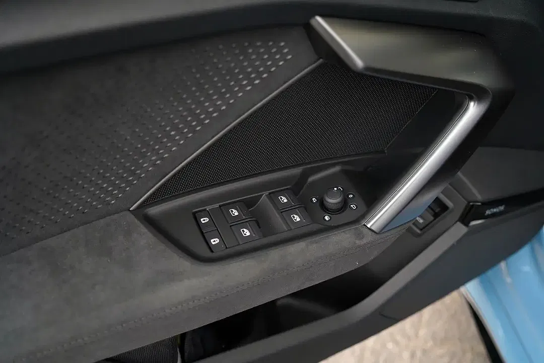 Audi RS3 - Thumbnail 8